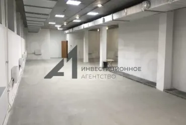 Цоколь. Трафик, ремонт и окна